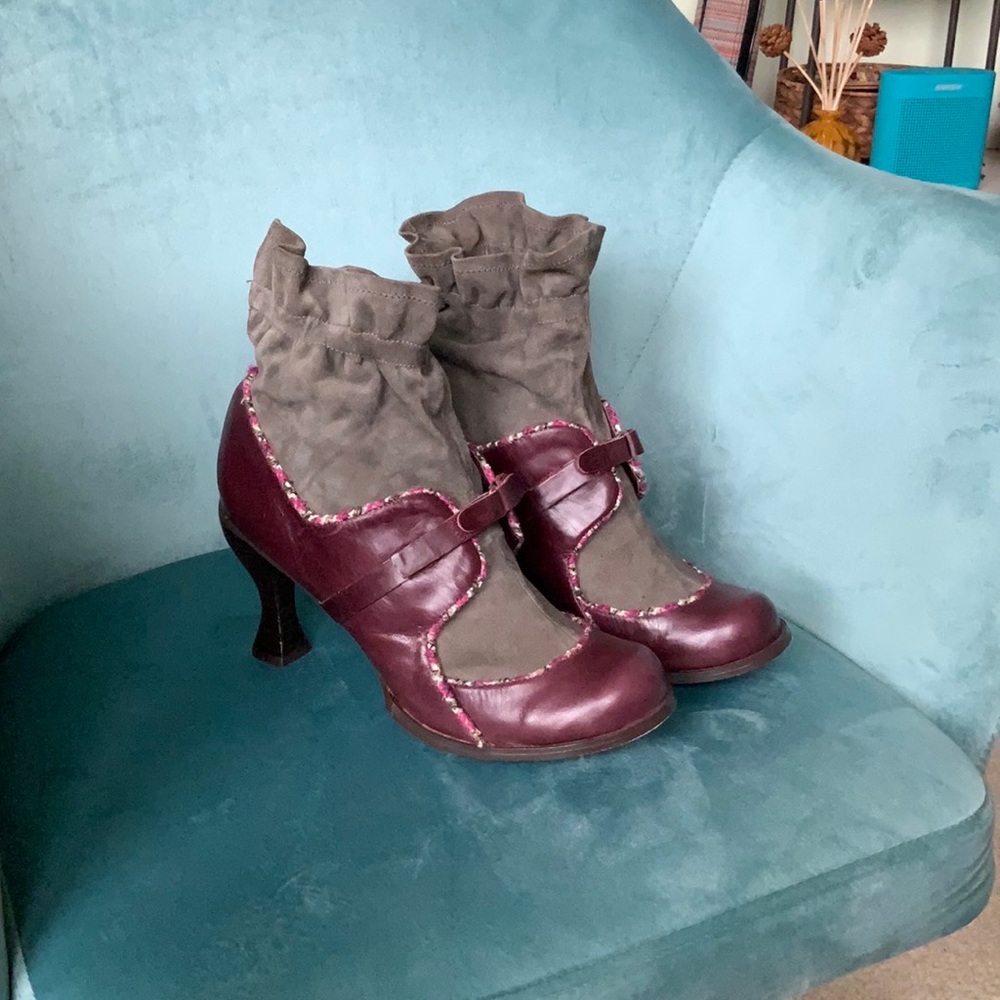 Morenatom Booties